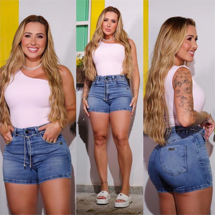 SHORT SEM CINTO DE STRASS