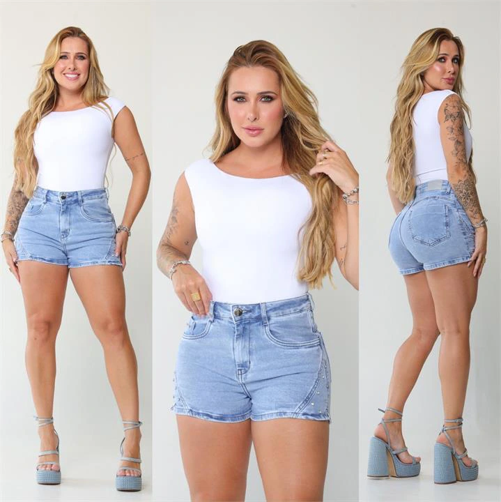 SHORT COM STRASS